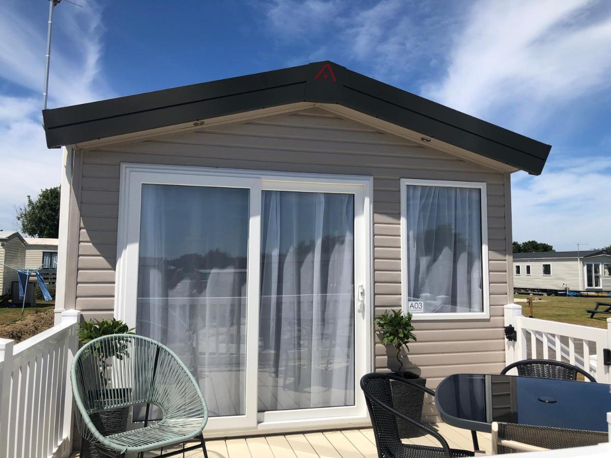 Summer Breeze @ Seven Bays, Padstow Exterior photo